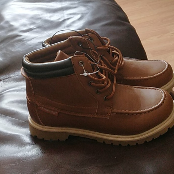 BOYS BOOTS - Picture 1 of 1